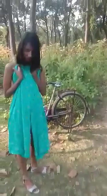 Desi girl outdoor fun