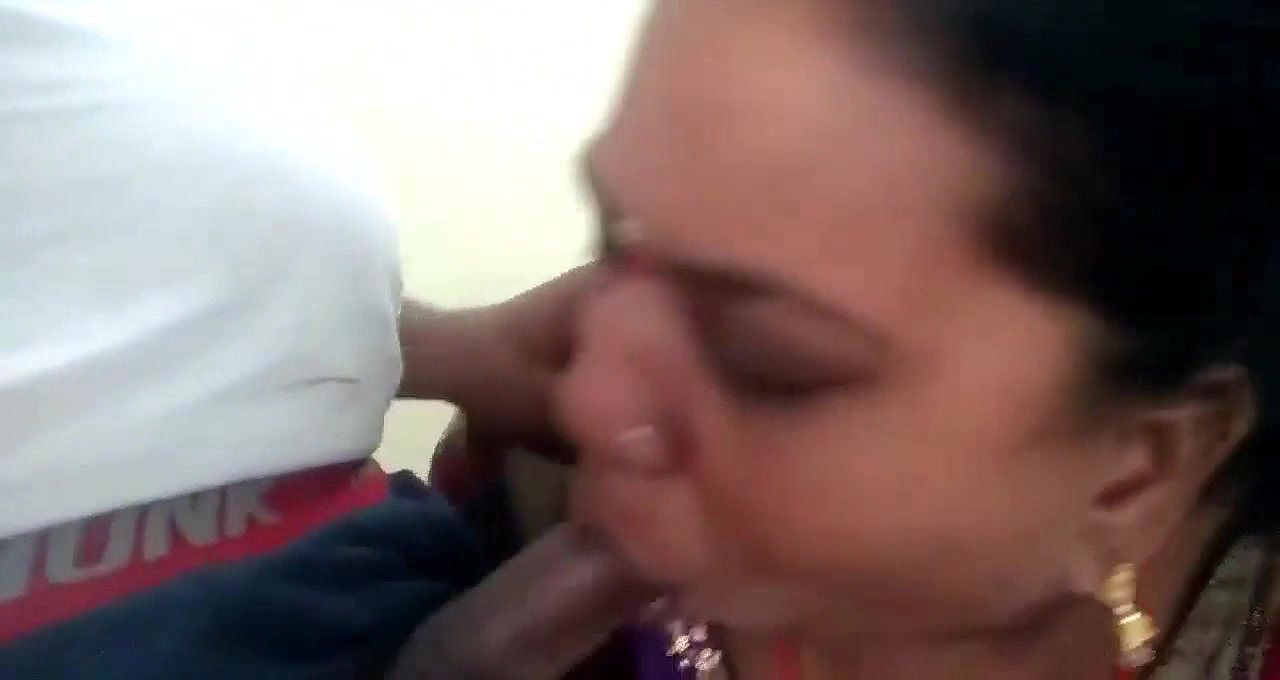 Cheater bhabhi blowjob to devar