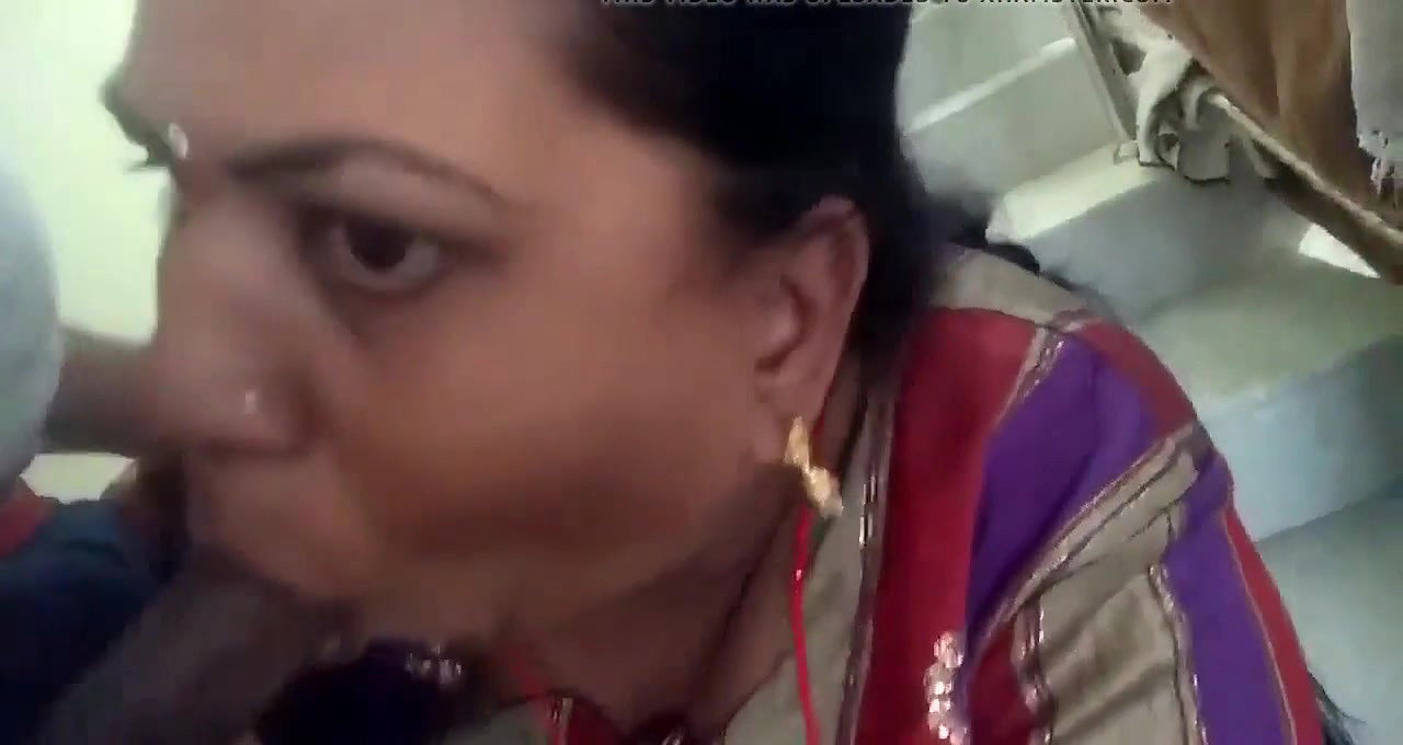 Cheater bhabhi blowjob to devar