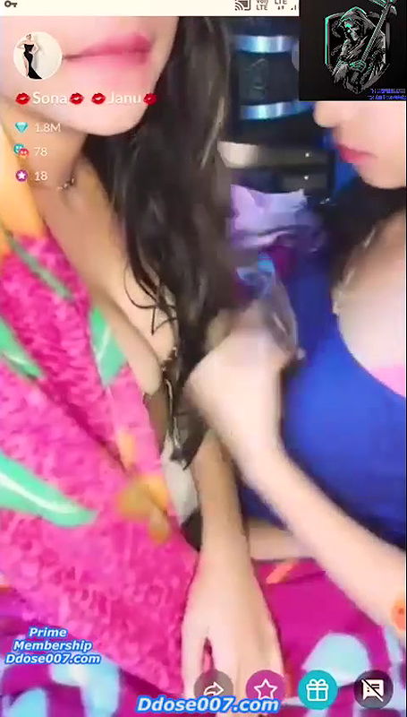 Hot tiktok star lesbo