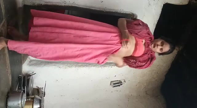 Desi GF Showing Her Ass and Pussy