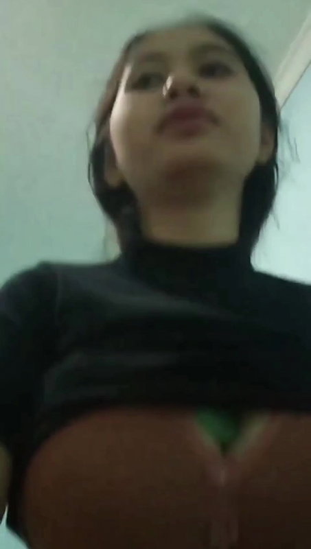 Desi sexy Assamese girl fucking hard