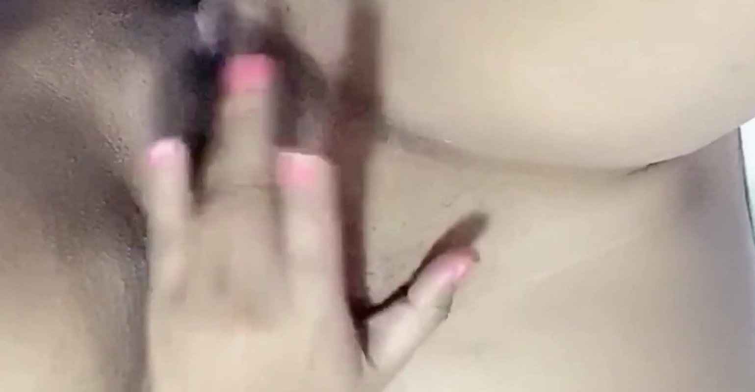 Young indian girl play with her pussy