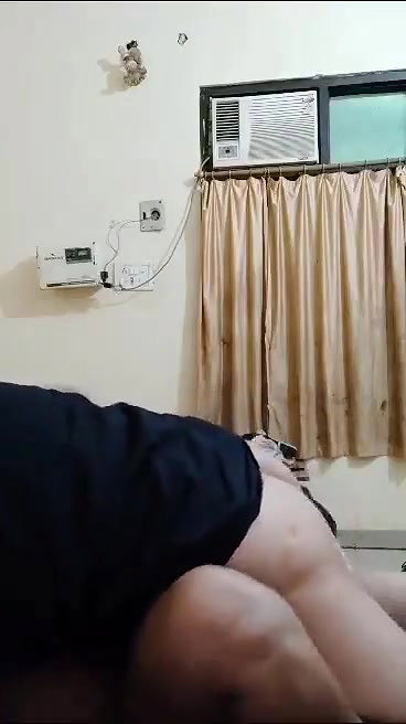 Pakistani Bhabhi Affair clips leaked