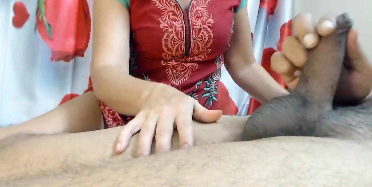 Hot White Girl Gives Thanks to His Beautiful BBC