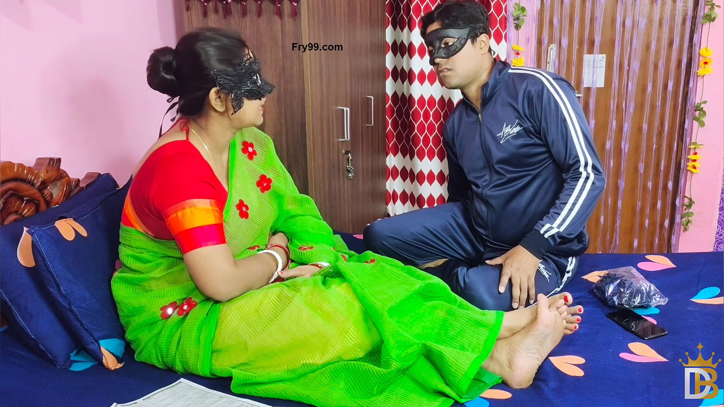 stepmom teaches sex at night