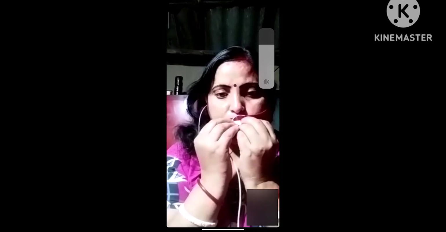 Bra and Peticote Show