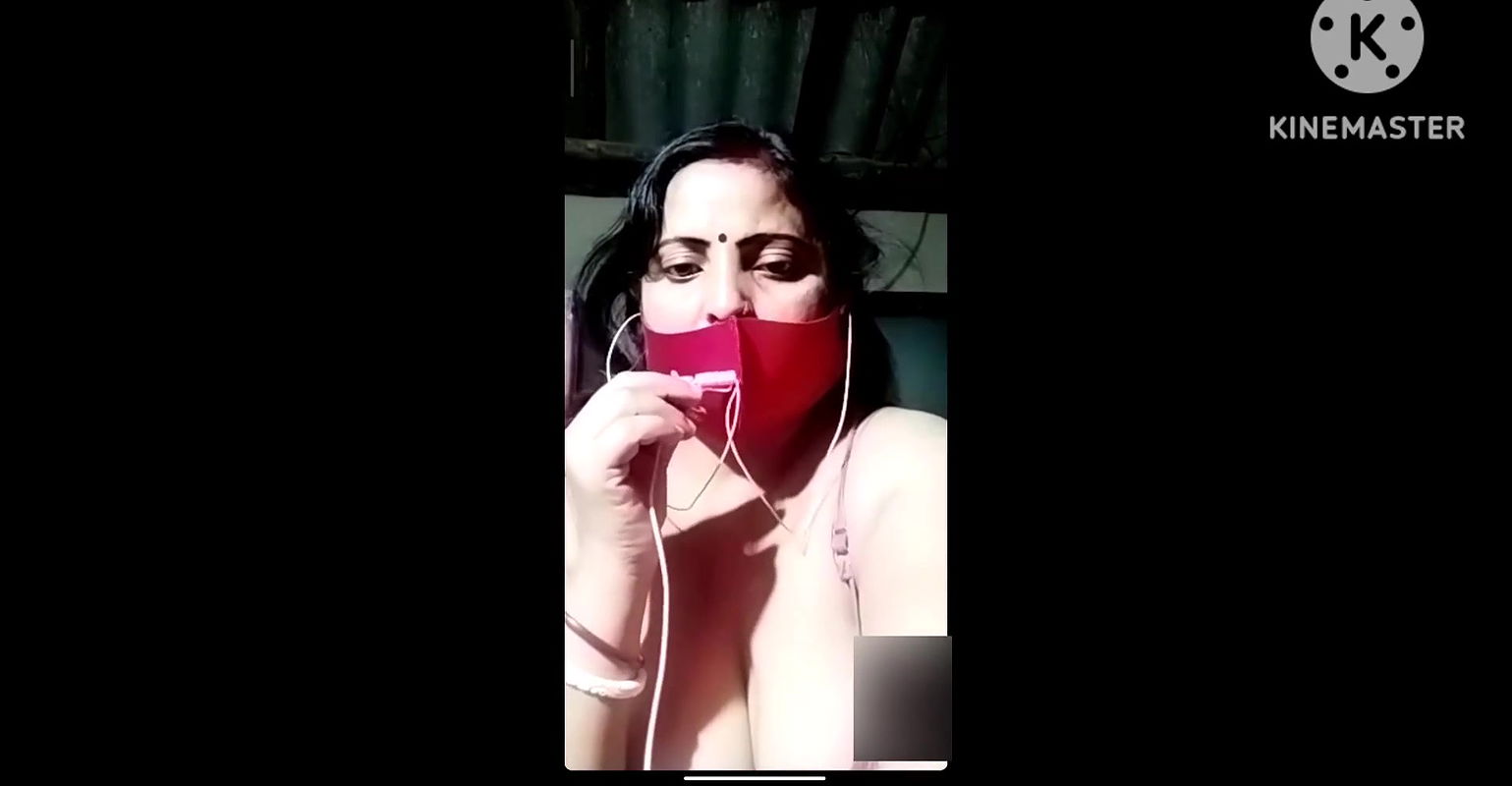 Bra and Peticote Show