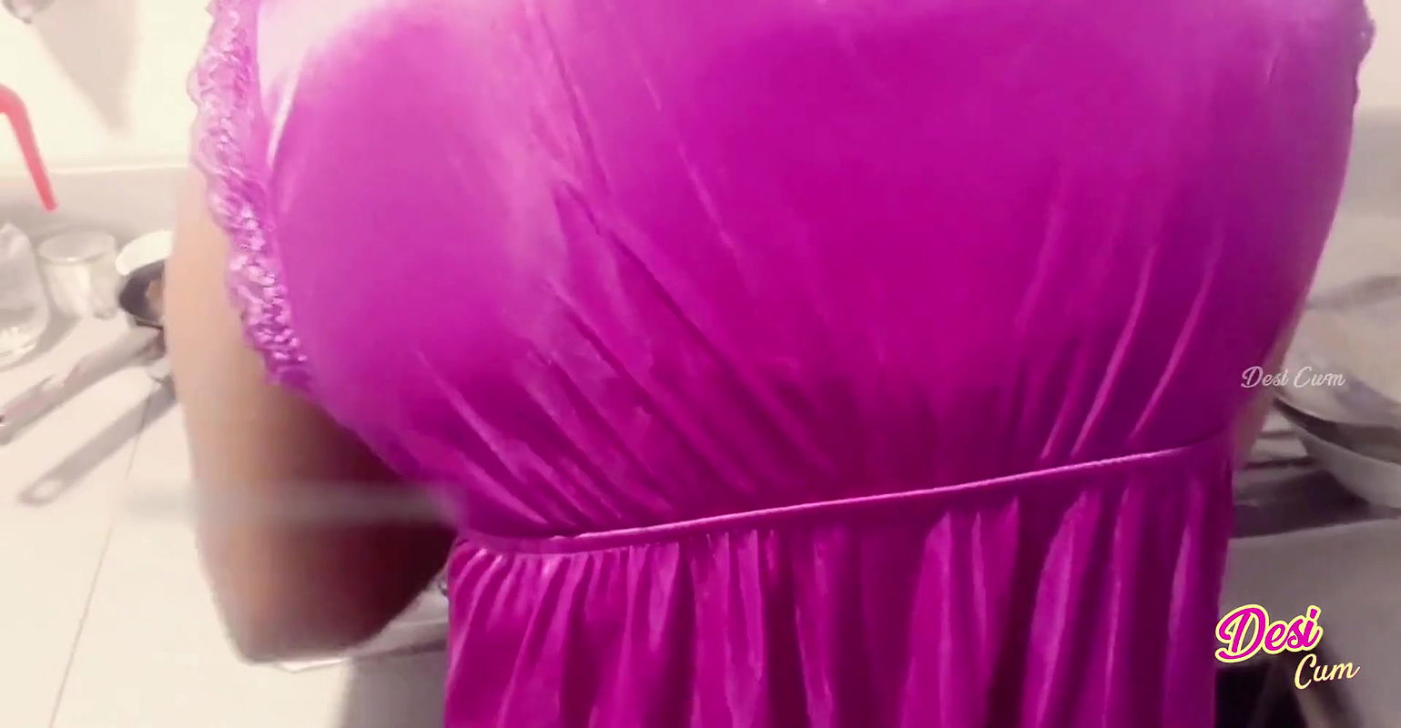 Hot and Sexy Beautiful women cheating Crazy Fucked on strangers with their Secretaries