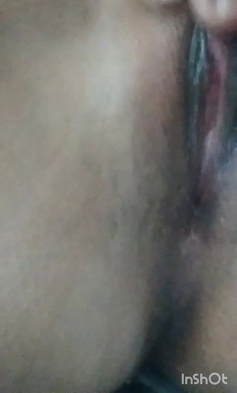 Hot Pink Pussy Shaving and Squirting horny girl