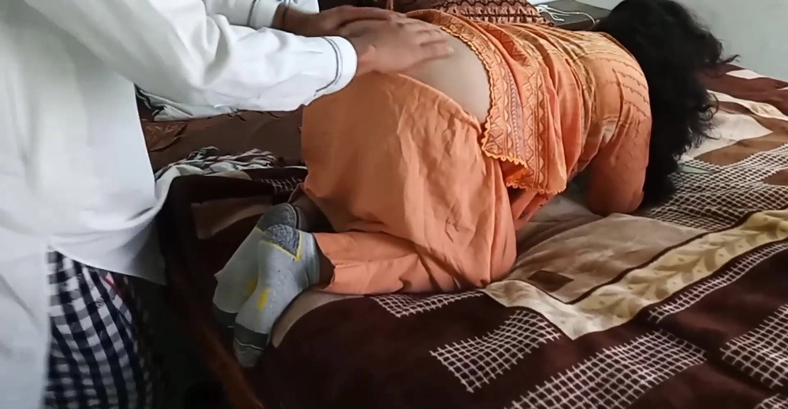 Indian bahu and sasur ji sex video with clear hindi audio