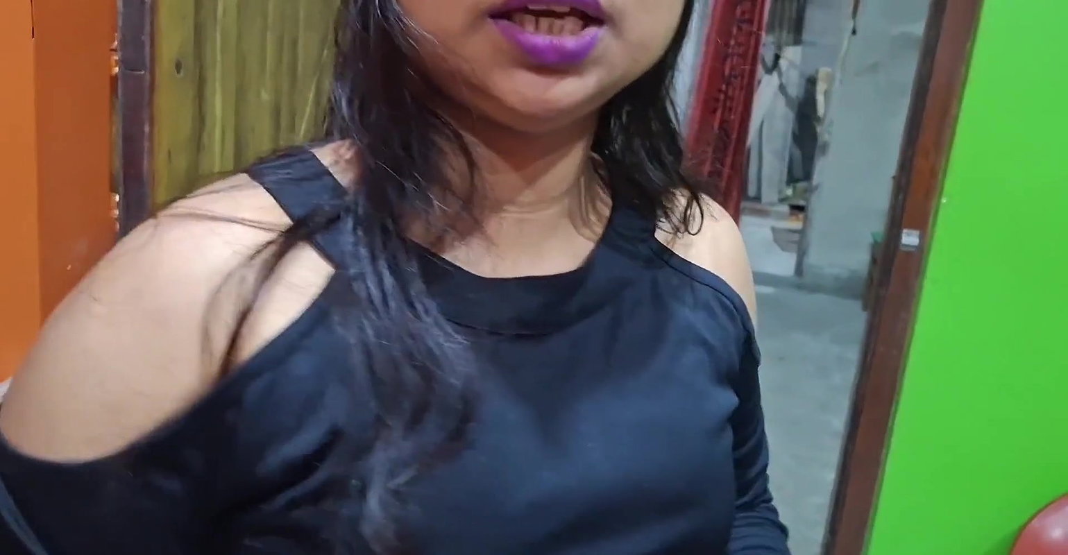 Indian girl fucked hard by her landlord with hindi audio
