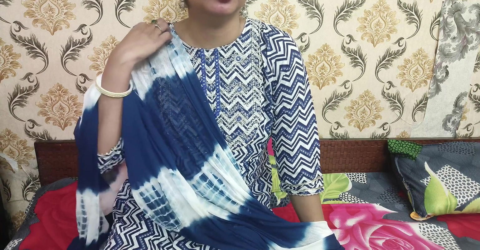 Sali ko chodne ka mja hi alag hai mei aur new married ho toh saarabhabhi6