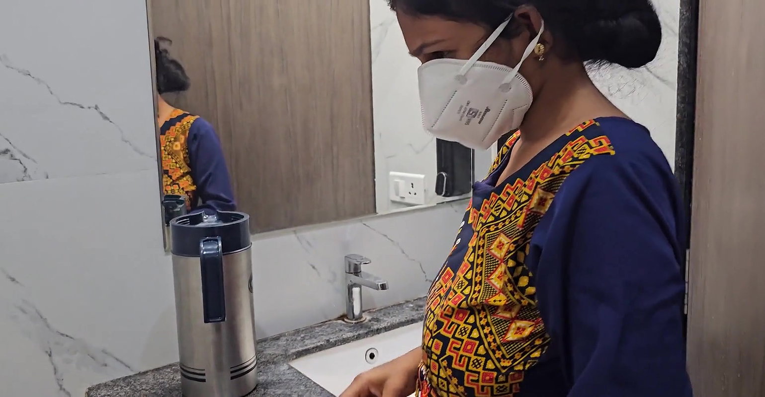 Beautiful Girlfriend Bathroom Sex