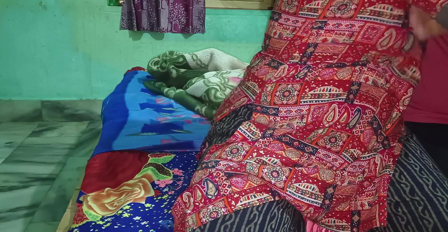 Bengali Aunty Provides Best Hot Girl for Sex