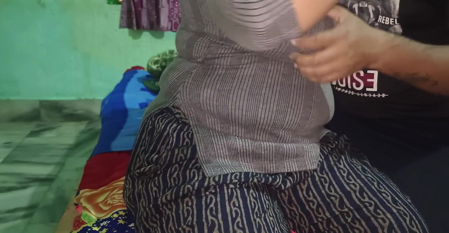 Bengali Aunty Provides Best Hot Girl for Sex