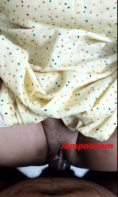 Desi sexy bhabi wet pussy