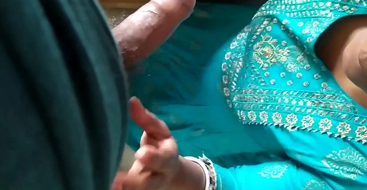 Horny Indian Wife Deep Pussy Fuckin