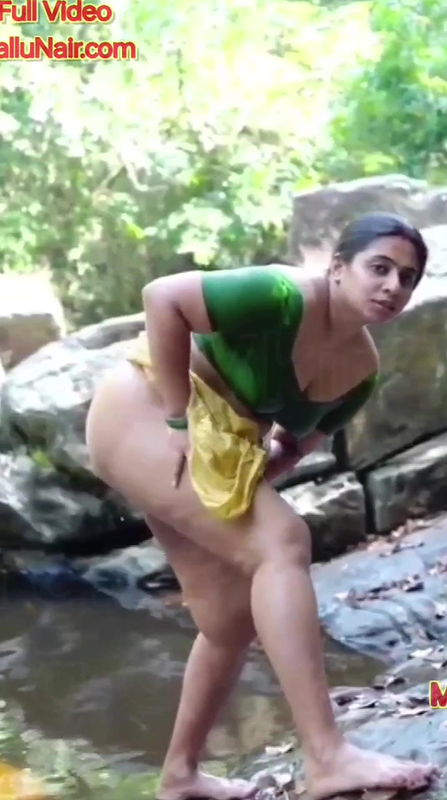 Nila Nambiar bathing and pussy play and show ass