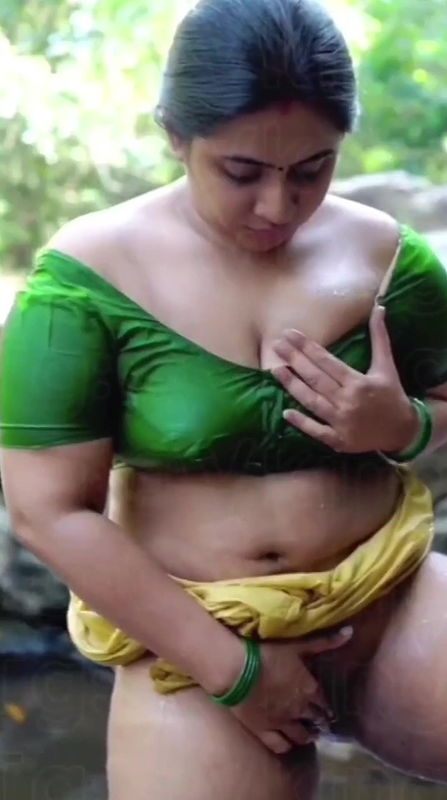 Nila Nambiar bathing and pussy play and show ass