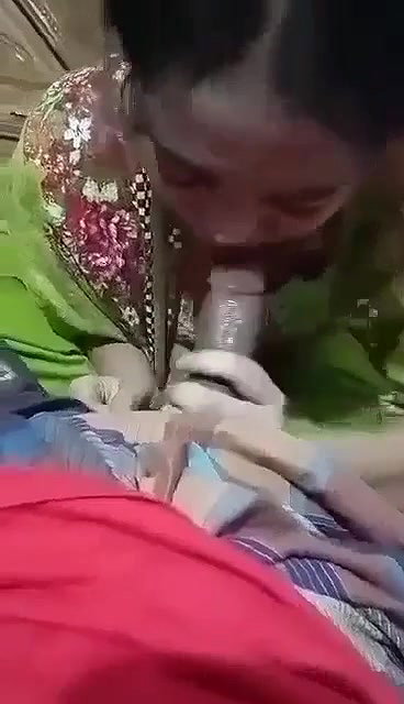 Bhabi Sucking Dick