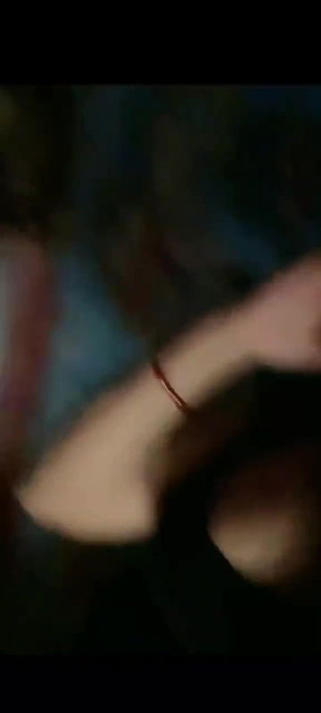 Desi bhabi hot boobs