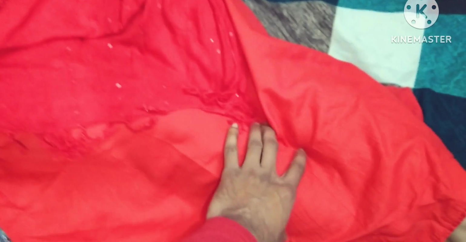 Cute bhabhi sexy?red saree bedroom sex video