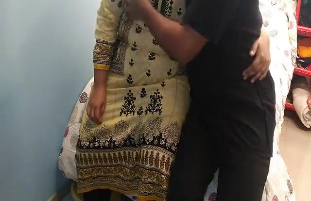 Gujrati Desi Maid Fucked By Owner’s Son