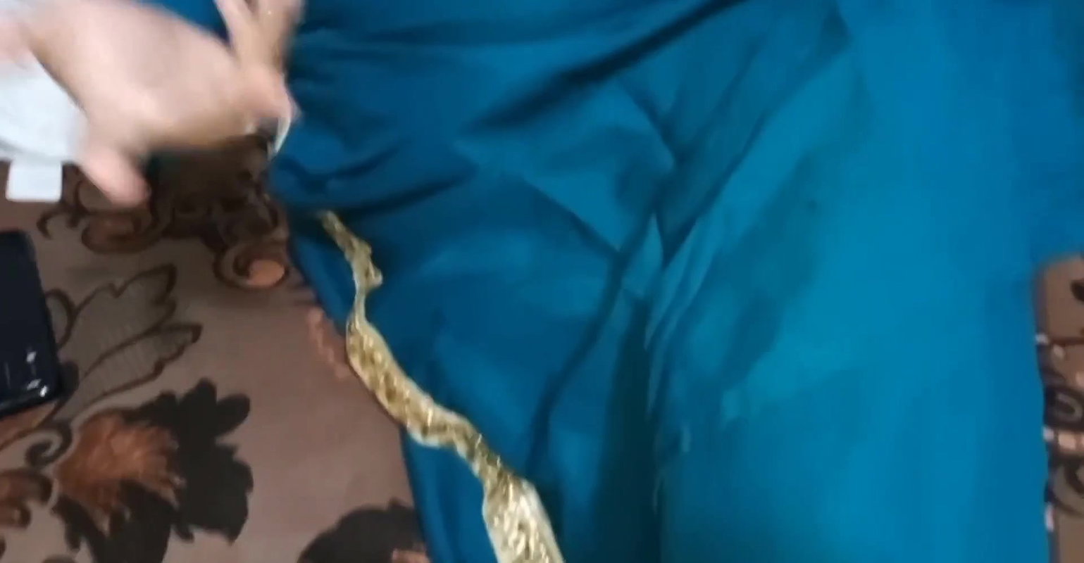 Hot Indian desi Bhabhi Fucked – clear hindi audio