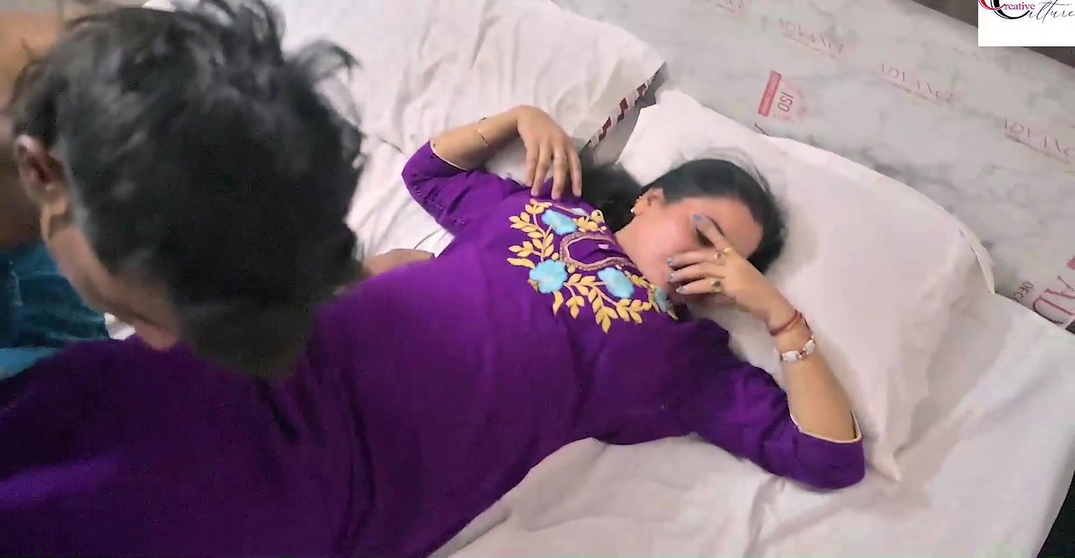 I wake up my stepmom with my cock in her mouth