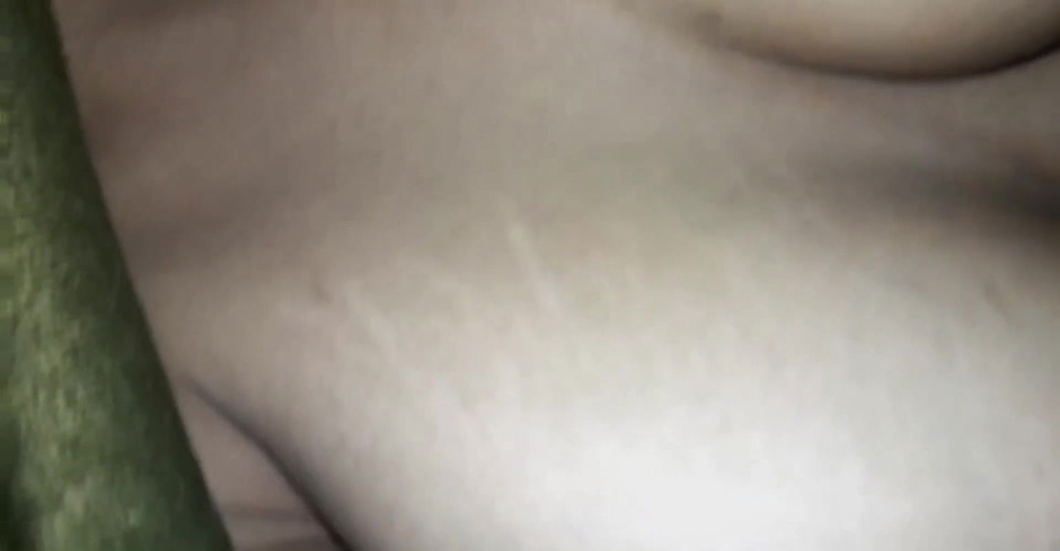 Indian Telugu Village Couple Watching Porn Having Sex In Pornstar Style, Dewar ne apni bhabi ko room me choda