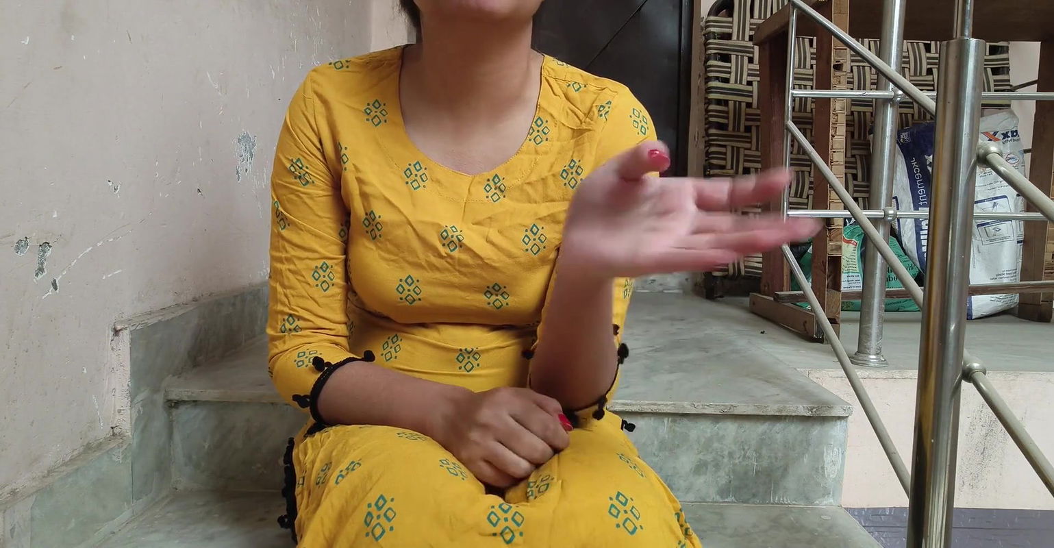 Kaamwali Boli, Saheb Pagar Bada Do Me Sab Kuch De Dungi, Hindi Dirty Talking XXX HD Video outdoor main peshab kiya