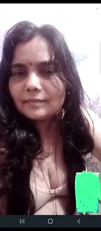 Sexy bhabhi showing