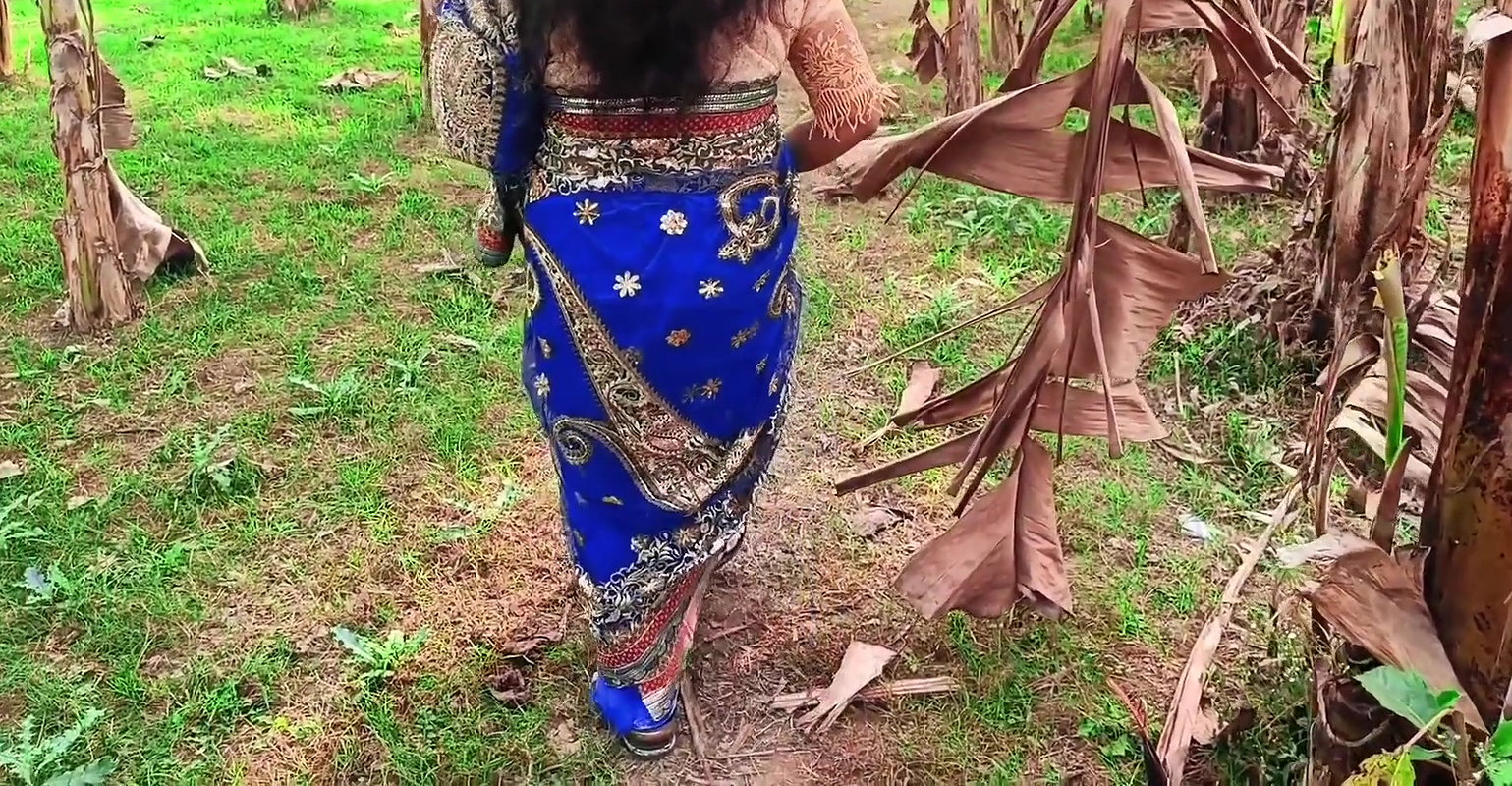 Calling from outside and having sex with the next door neighbor