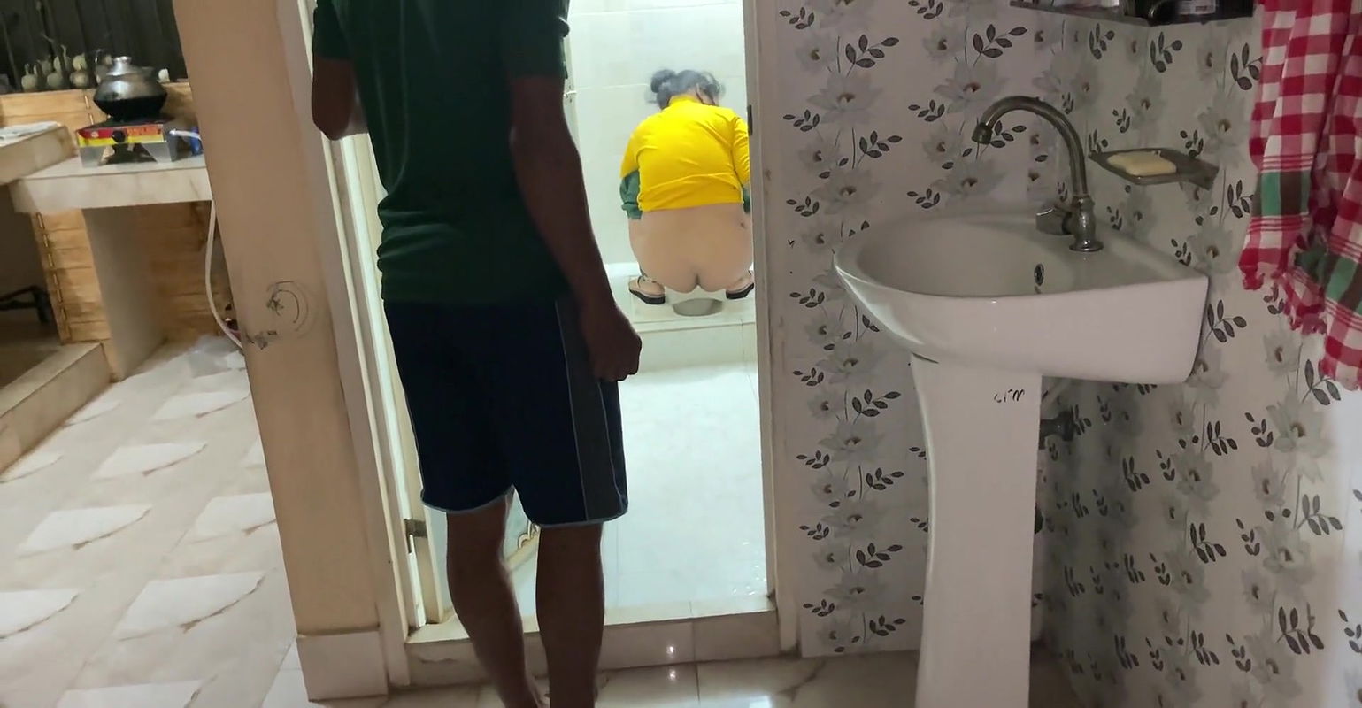 x I have sex videos with my stepsister