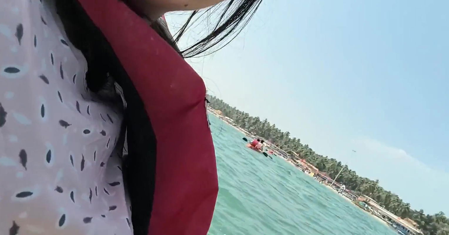 Fuck in the sea on boat