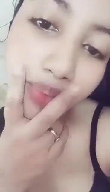 Beautiful Horny chubby Girl Fingering