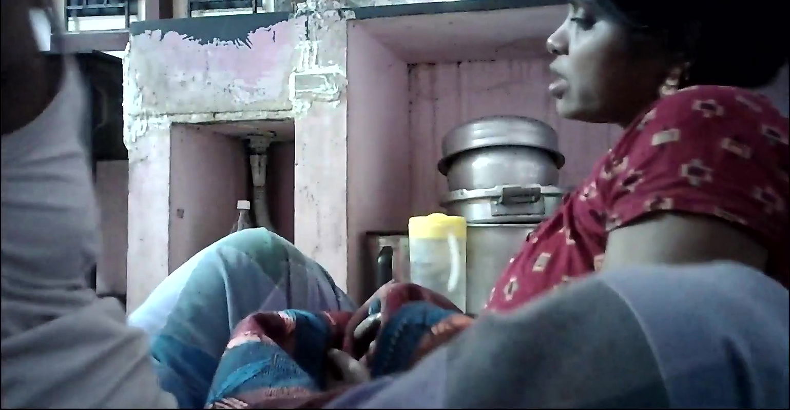 Indian house wife big boobs nippals kiss