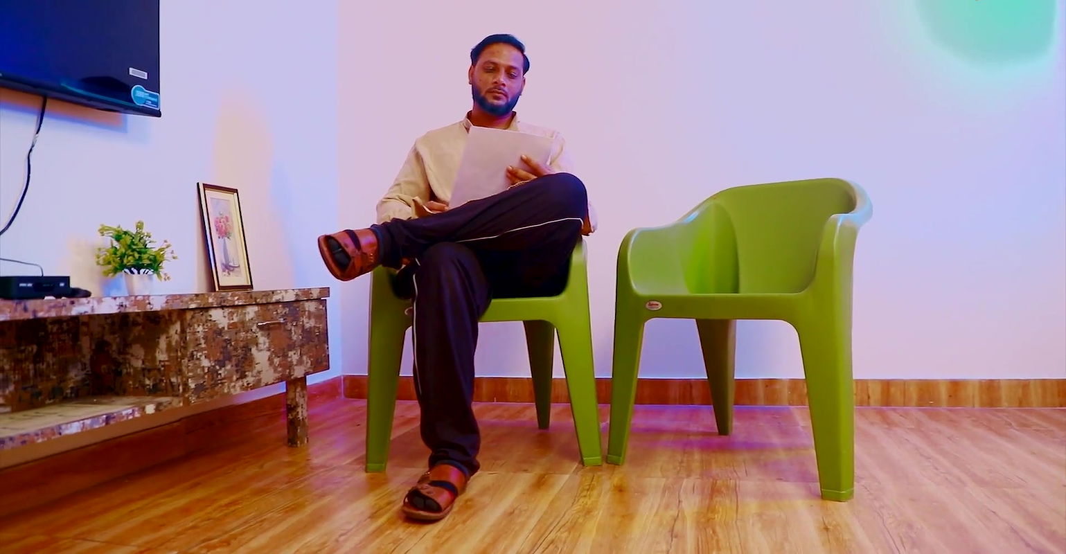 Indian desi stepmom apne se chudwati hai