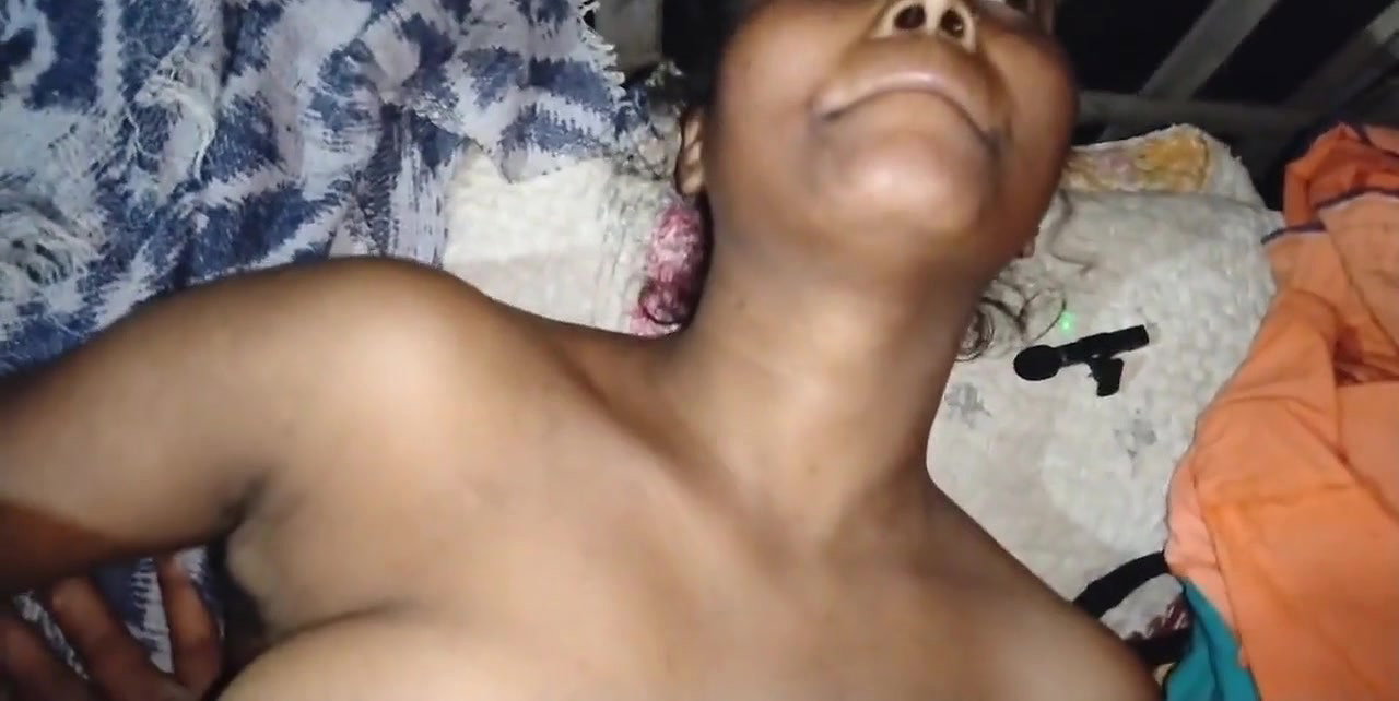 Pumi bhabi ki chuday villge style me