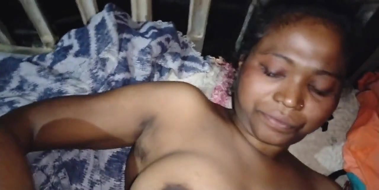 Pumi bhabi ki chuday villge style me