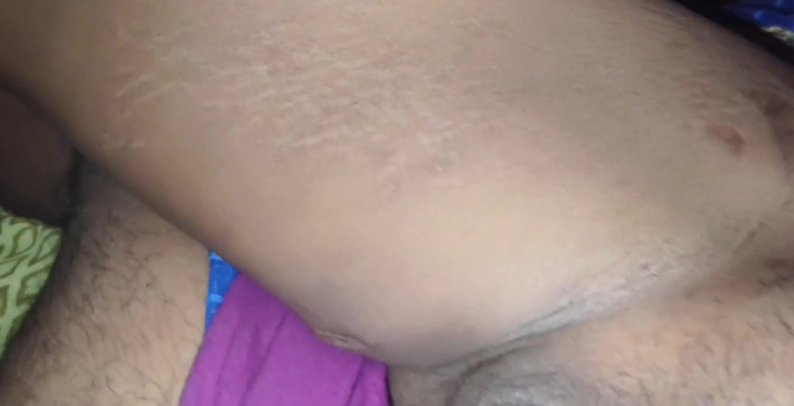 Tamilnadu Wale makan maliki apne kiraye Wale wife ko jungal me lejake hard chodai kar rahe the tab uske husband ne dekh fir key