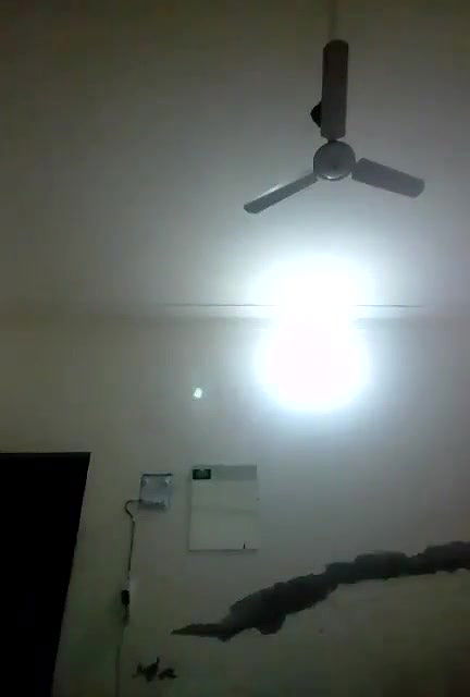 Paki Girl Showing boobs and Pussy