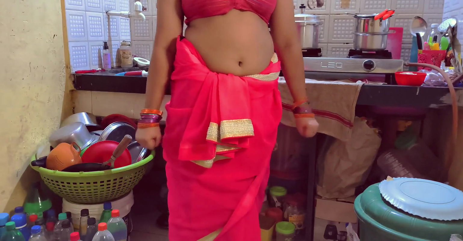 Indian Glory hole stepmom enjoy his first glory hole with stepson in the kitchen