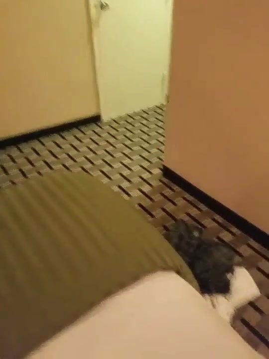 SUPERSEXY INDIAN SWINGER MILF