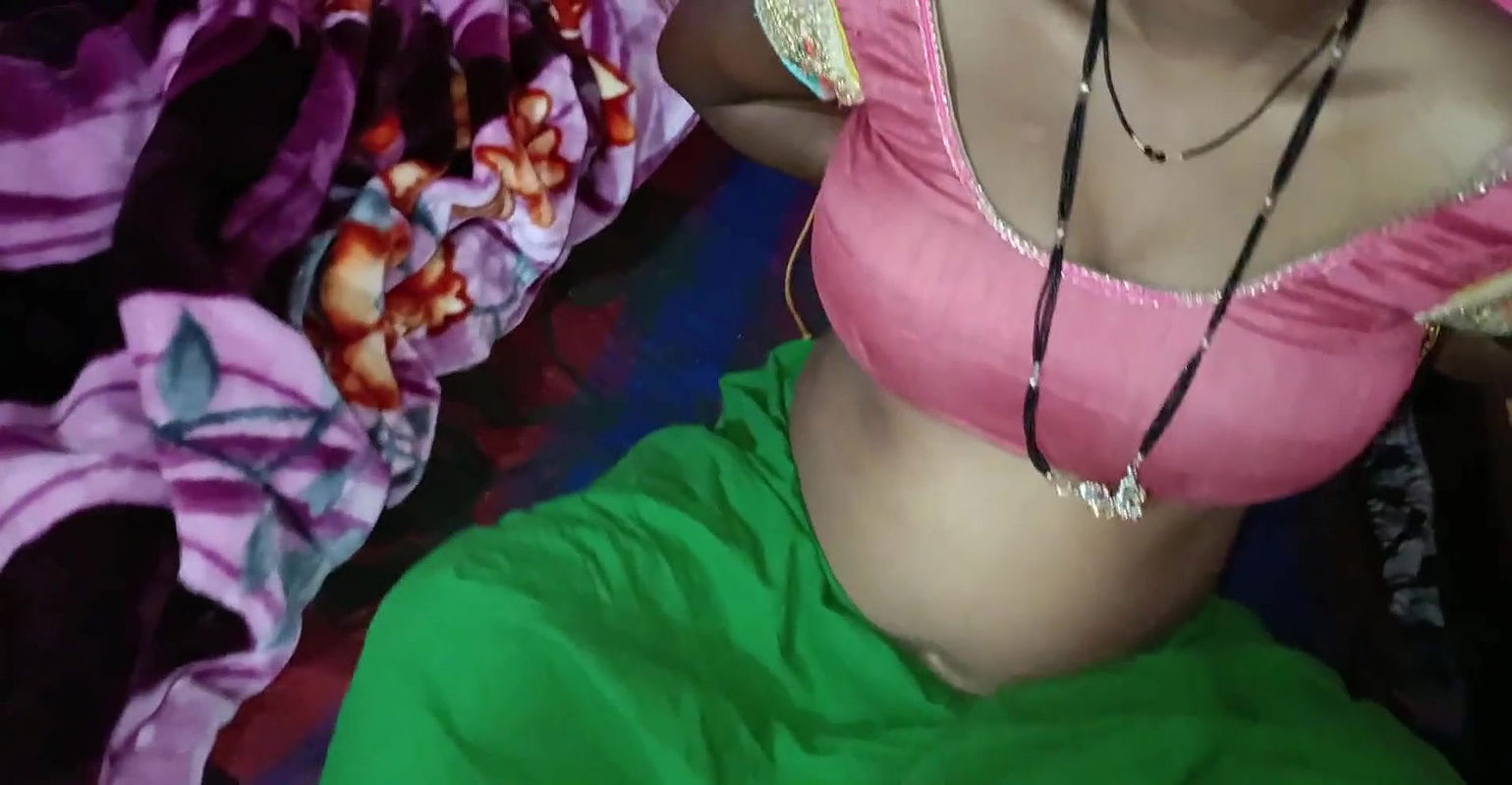 Indian hot Desi bhabhi fucked by her husband dogi style sex and hard-core outdoor and home made real sex video