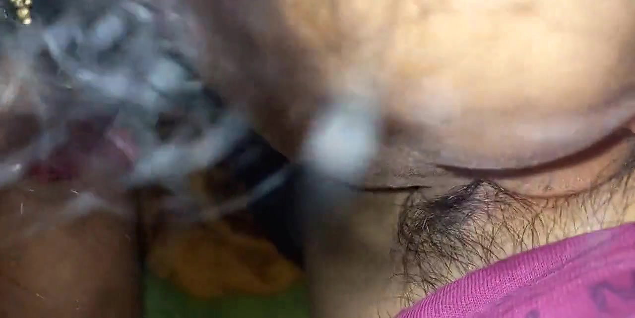 Aaj bibi ko tubal ke uper Lita kar choda chut ka Garmin nikala