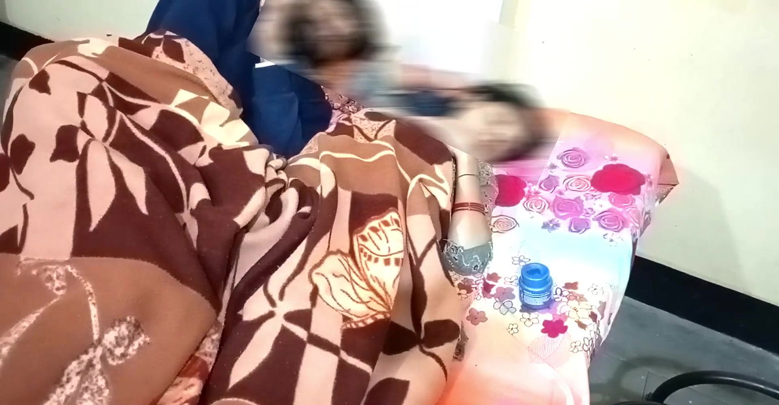 Indian dever fucked her bhabi pussy in bedroom dirty talking hindi sex