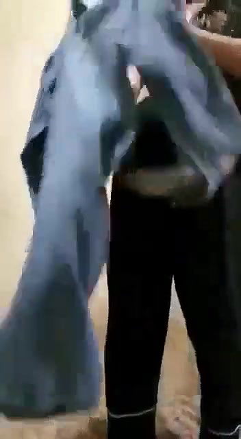 Desi lady removing clothes