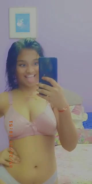 Desi Beautiful Tamil Cute Girlfriend Big Boobs Show & Saree Strip Mirror Selfies